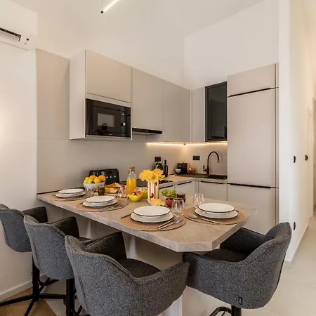 Seaside Leonis Appartement *