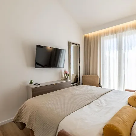 Seaside Leonis Appartement *